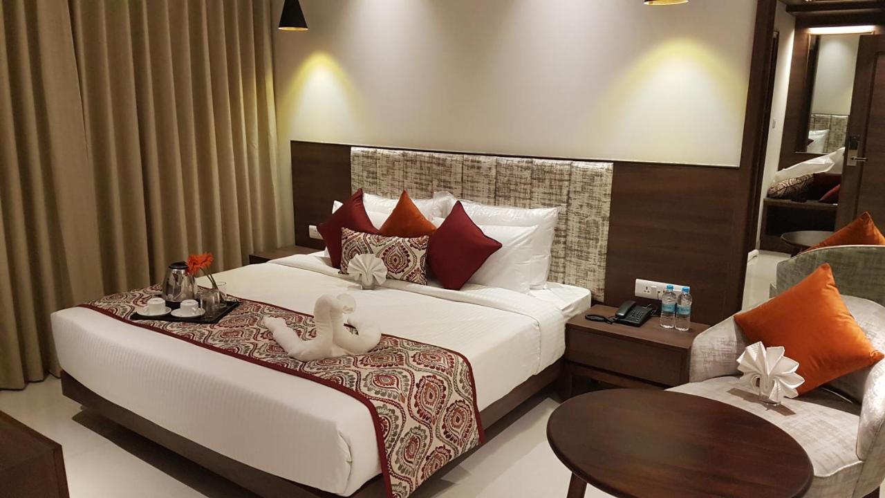 Hotel Sumaditya Jaipur Exterior photo